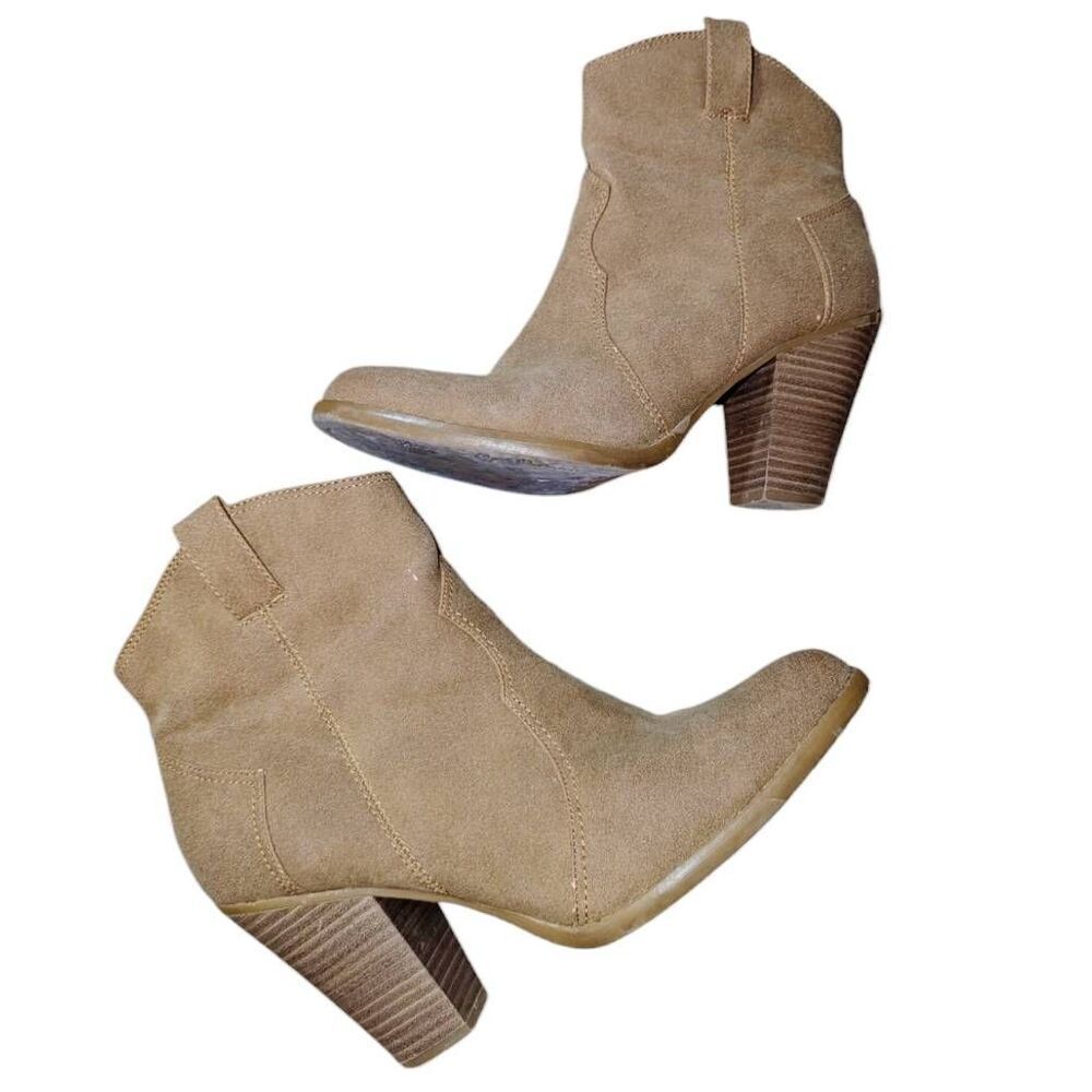 Women's American Eagle Outfitters‎ Camel Faux Suede Booties with Heel Sz 10M